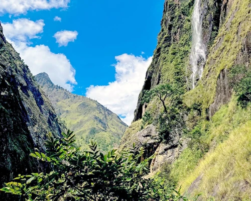 View Of Manaslu Larke Pass