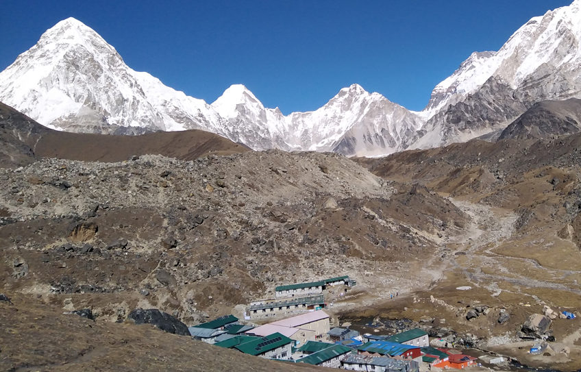 lobuche peak